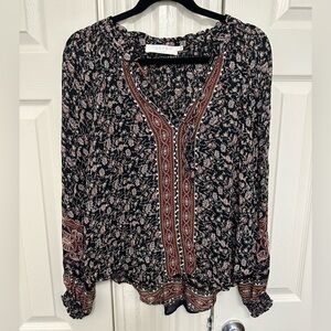 Astr the Label Clara Peasant Boho Smocked Top